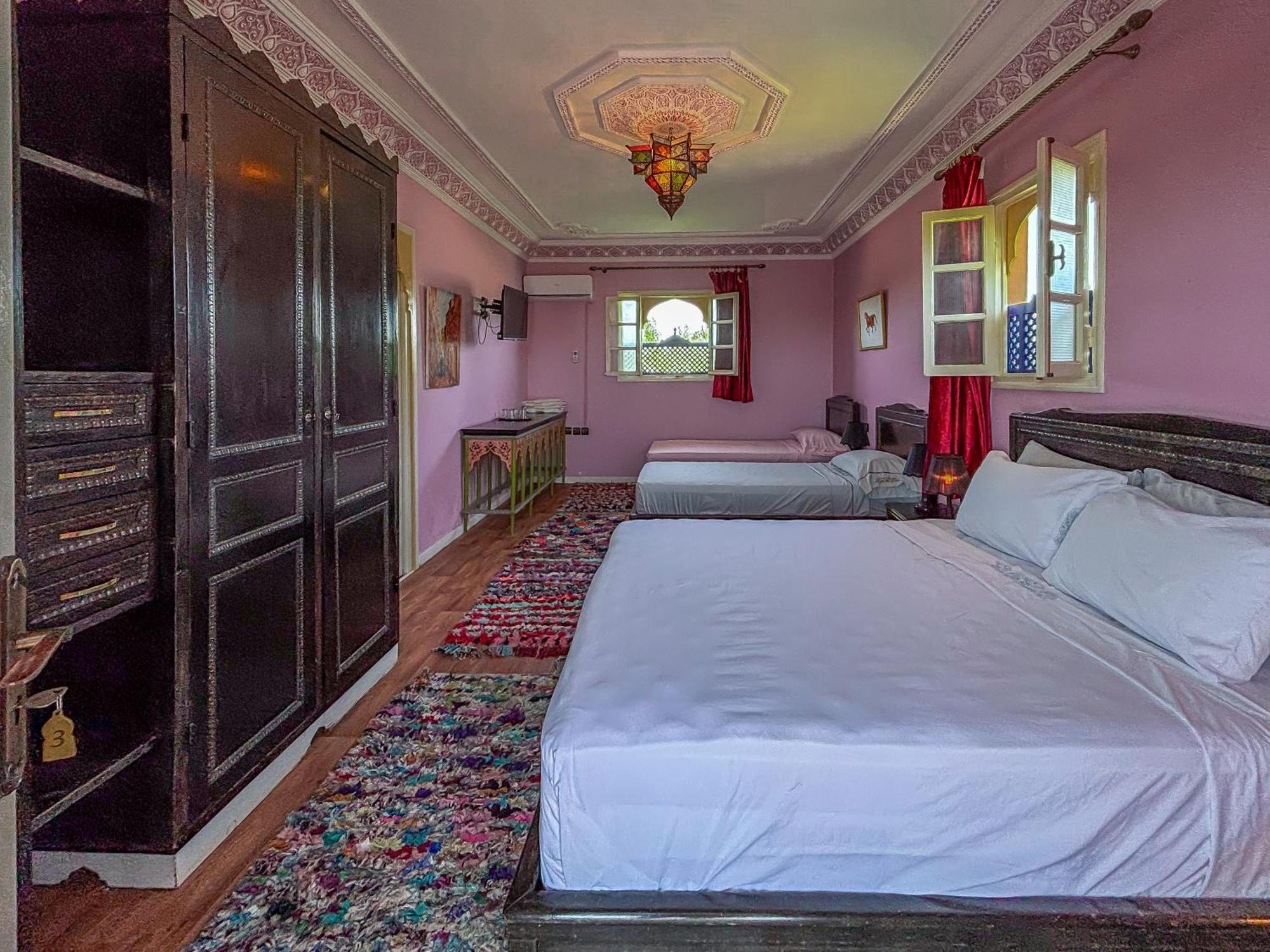 Bed and Breakfast Le Bleu House Sidi Abdallah Ghiat Exterior foto