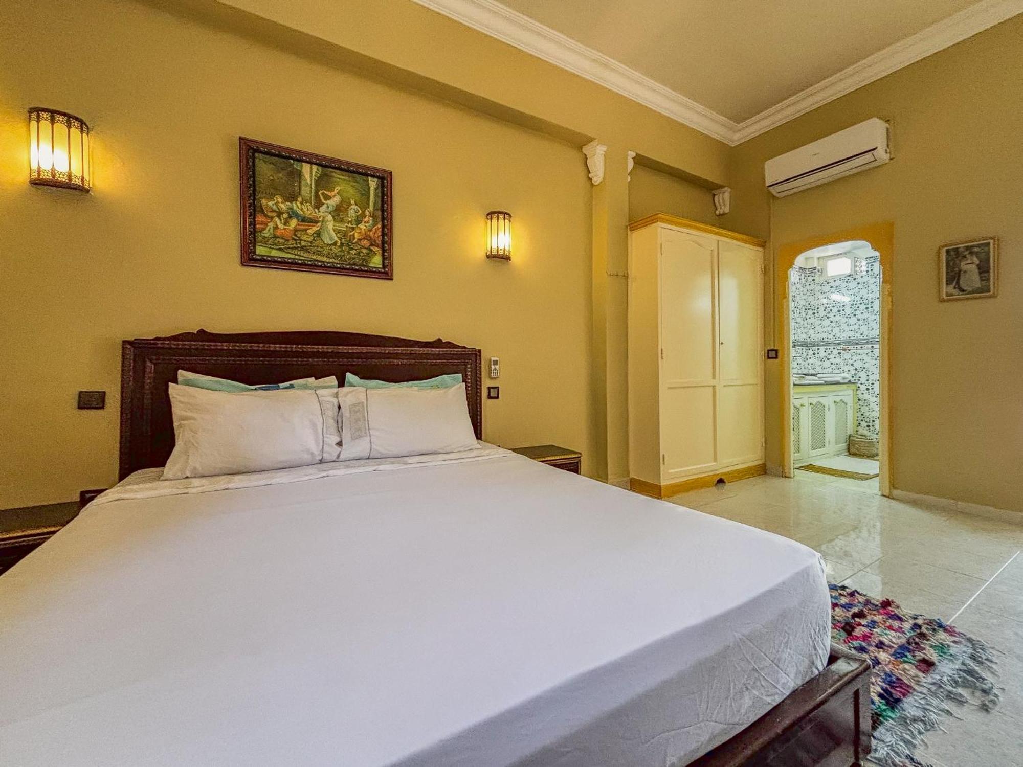 Bed and Breakfast Le Bleu House Sidi Abdallah Ghiat Exterior foto